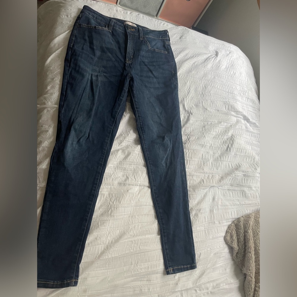 Dark blue high rise jeans